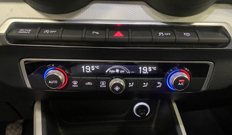 AUDI Q2 1.6 TDI S line Edition pieno