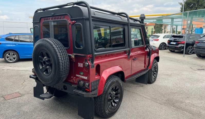 LAND ROVER Defender 90 2.4 TD4 AUTOVETTURA pieno