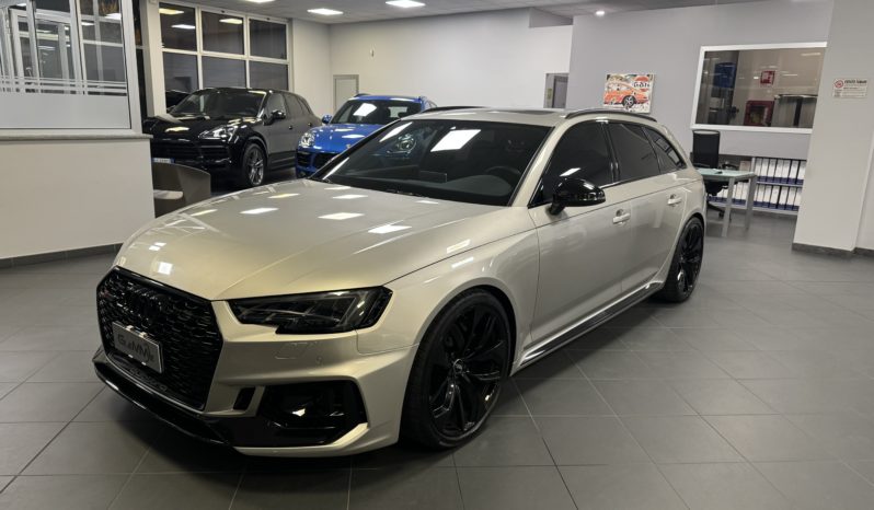 AUDI RS4 Avant 2.9 TFSI 450CV – Audi Exclusive pieno