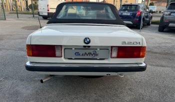 BMW 320 i cat Cabriolet pieno