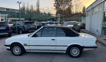 BMW 320 i cat Cabriolet pieno