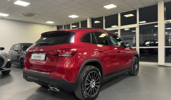 MERCEDES-BENZ GLA 200 Automatic Sport Plus pieno