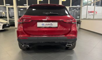 MERCEDES-BENZ GLA 200 Automatic Sport Plus pieno