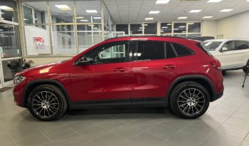 MERCEDES-BENZ GLA 200 Automatic Sport Plus pieno