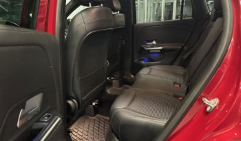 MERCEDES-BENZ GLA 200 Automatic Sport Plus pieno