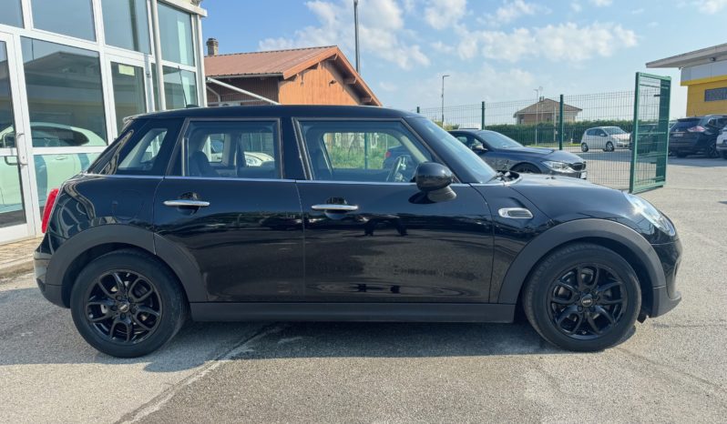 MINI Cooper D 1.5 Cooper D Business pieno