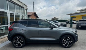 VOLVO XC40 D3 AWD Geartronic R-design pieno