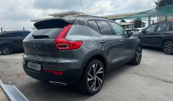 VOLVO XC40 D3 AWD Geartronic R-design pieno