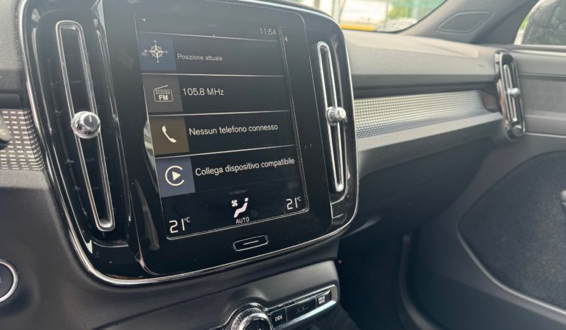 VOLVO XC40 D3 AWD Geartronic R-design pieno