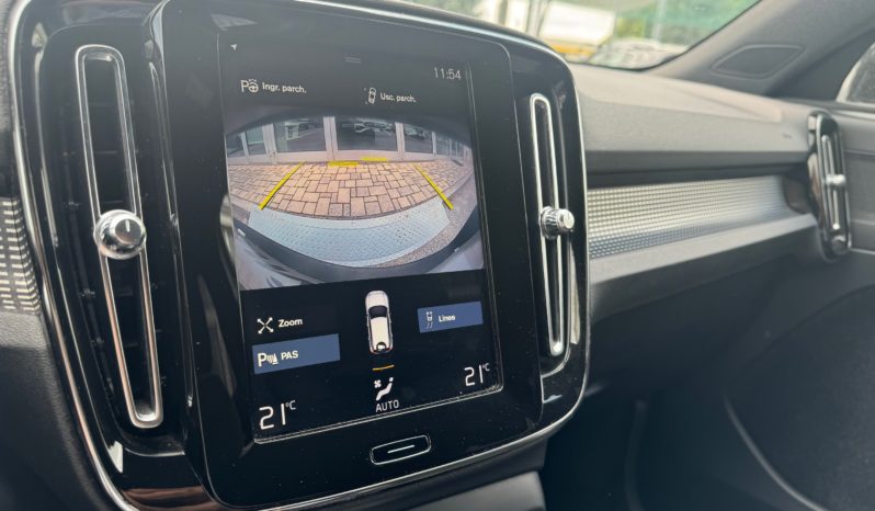 VOLVO XC40 D3 AWD Geartronic R-design pieno