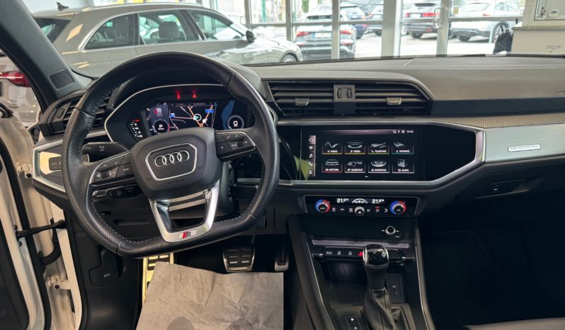 AUDI Q3 40 TDI quattro S tronic S line edition pieno