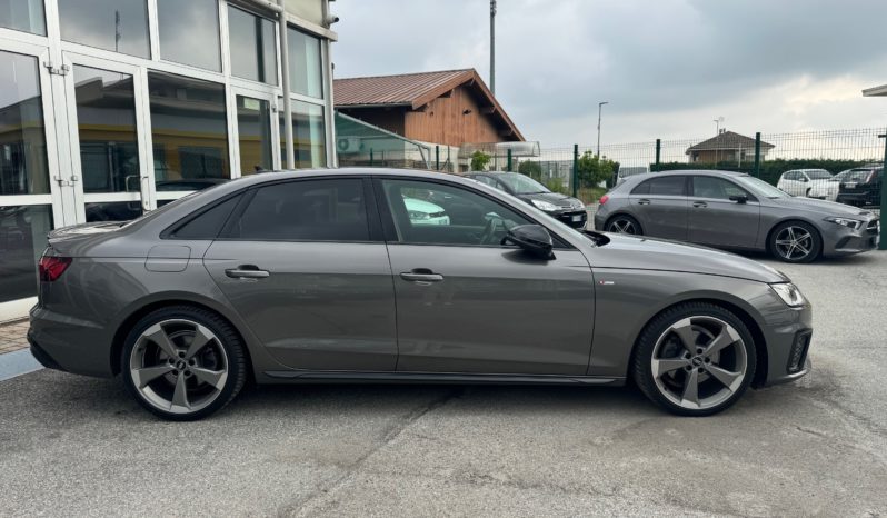 AUDI A4 35 TDI/163 CV S tronic S line edition pieno