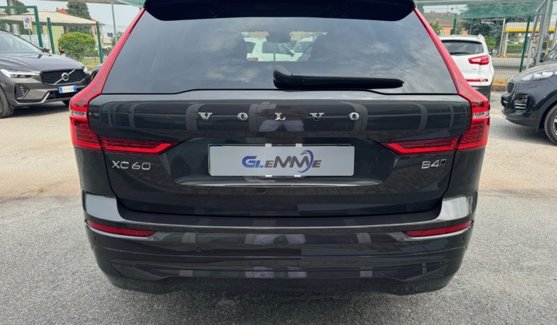 VOLVO XC60 B4 (d) AWD automatico N1 pieno