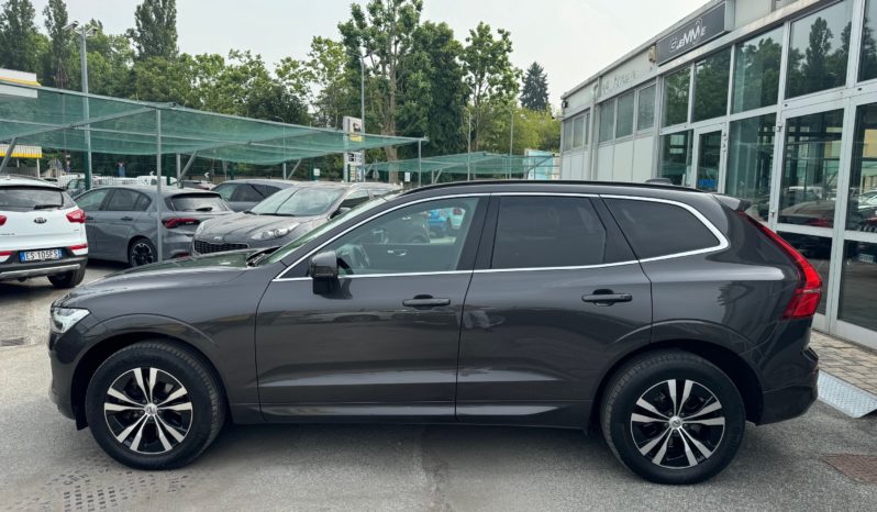 VOLVO XC60 B4 (d) AWD automatico N1 pieno