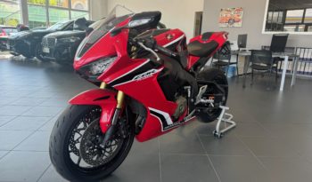 HONDA CBR 1000 RR FIREBLADE pieno
