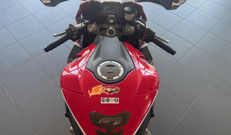 HONDA CBR 1000 RR FIREBLADE pieno