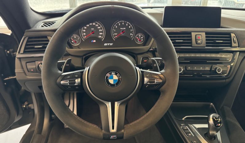 BMW M4 Coupé GTS pieno