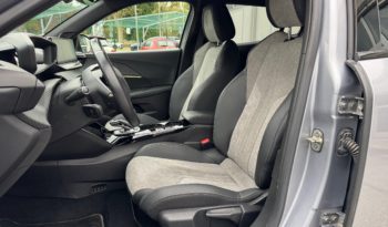 PEUGEOT 2008 motore elettrico 136 CV GT pieno
