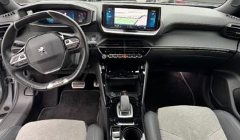 PEUGEOT 2008 motore elettrico 136 CV GT pieno