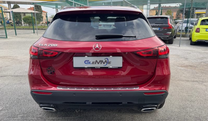 MERCEDES-BENZ GLA 200 Automatic Sport Plus pieno