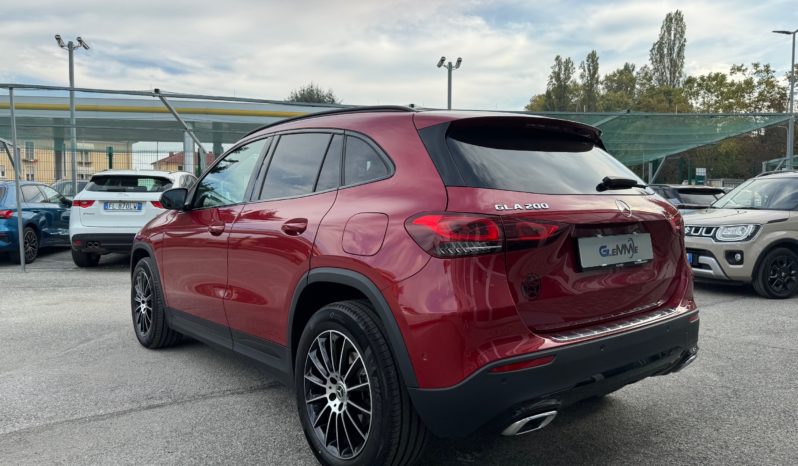 MERCEDES-BENZ GLA 200 Automatic Sport Plus pieno