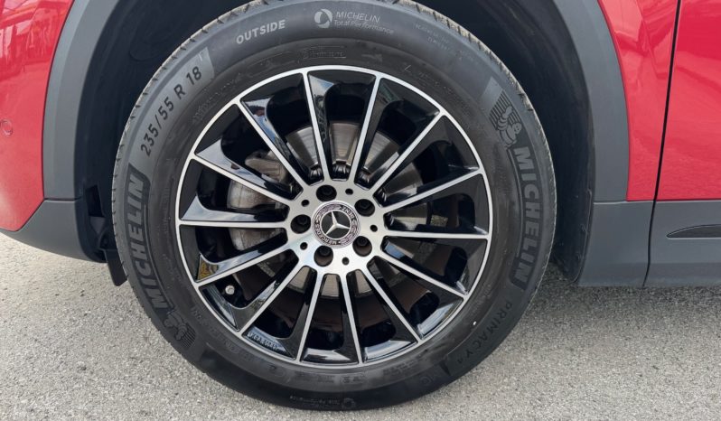 MERCEDES-BENZ GLA 200 Automatic Sport Plus pieno
