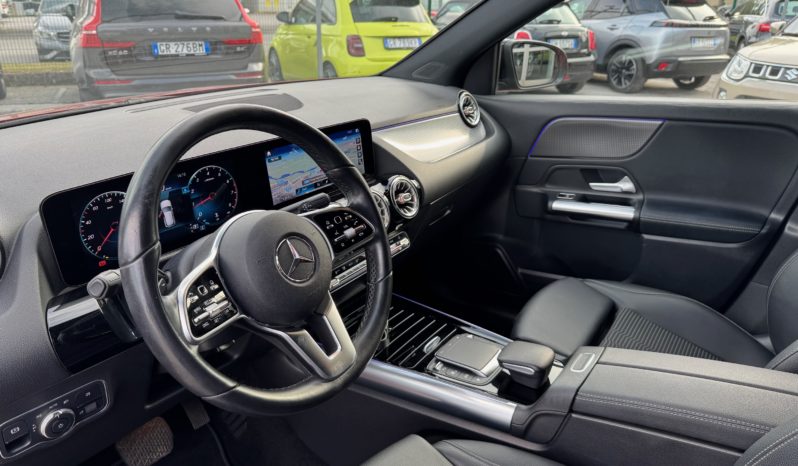 MERCEDES-BENZ GLA 200 Automatic Sport Plus pieno