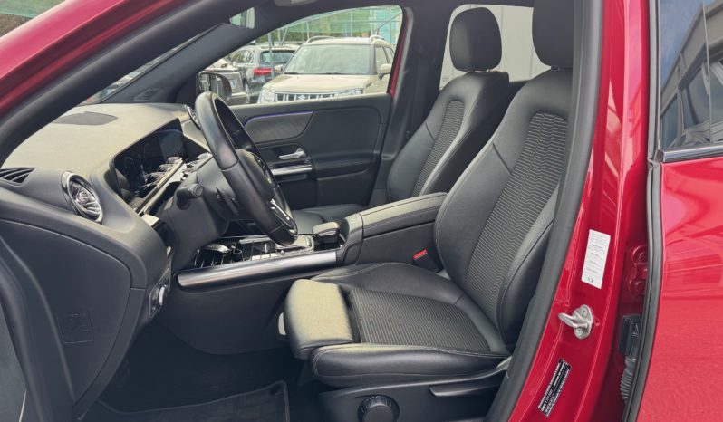 MERCEDES-BENZ GLA 200 Automatic Sport Plus pieno