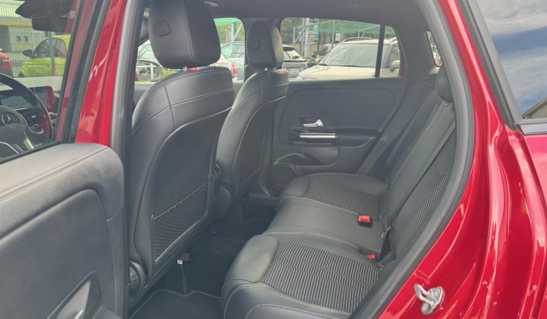 MERCEDES-BENZ GLA 200 Automatic Sport Plus pieno