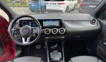 MERCEDES-BENZ GLA 200 Automatic Sport Plus pieno