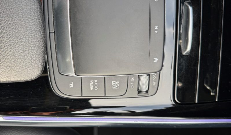 MERCEDES-BENZ GLA 200 Automatic Sport Plus pieno