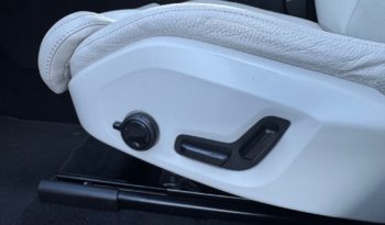 VOLVO XC60 B4 (d) automatico Plus Dark N1 pieno