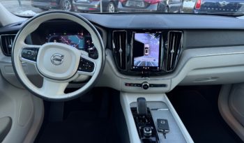 VOLVO XC60 B4 (d) automatico Plus Dark N1 pieno