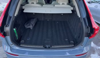 VOLVO XC60 B4 (d) automatico Plus Dark N1 pieno