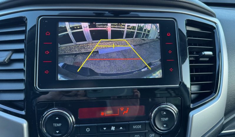 MITSUBISHI L200 2.3 D Double Cab 4×4 Super Select Intense aut. pieno