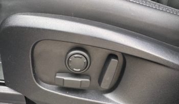 LAND ROVER Defender 110 3.0D I6 200 CV AWD Auto X-Dynamic SE AUTOCARRO pieno