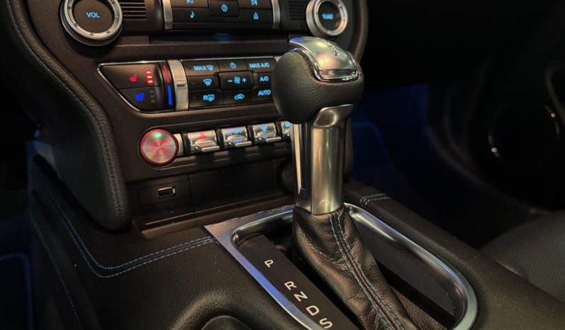 FORD Mustang Fastback 5.0 V8 aut. GT pieno