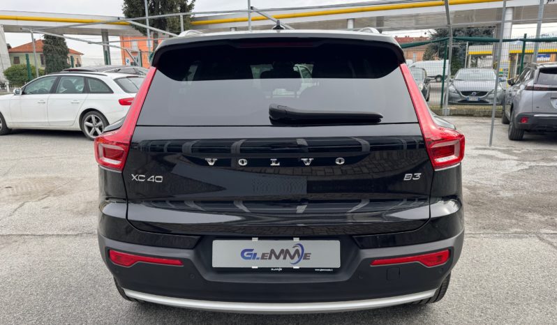 VOLVO XC40 B3 automatico pieno