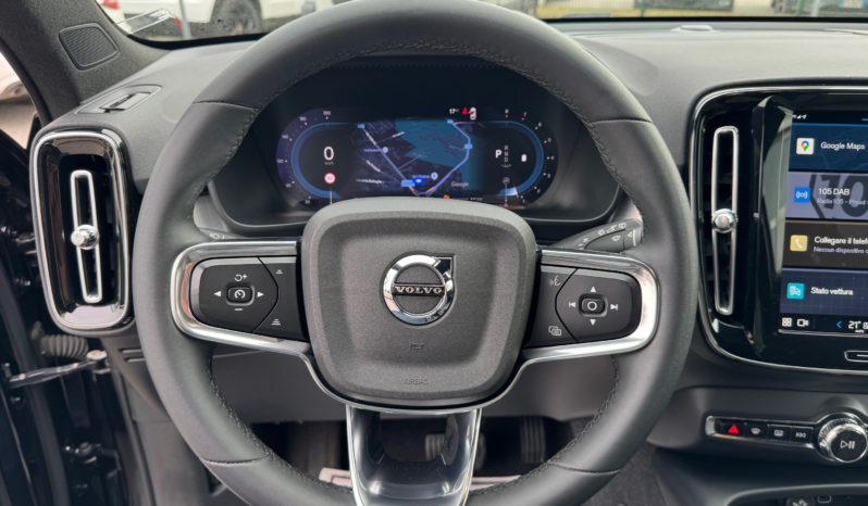 VOLVO XC40 B3 automatico pieno