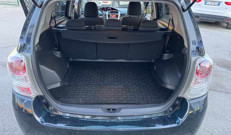 TOYOTA Verso 1.6 D-4D Active pieno