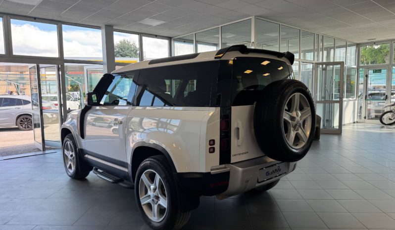 LAND ROVER Defender 90 3.0D I6 200 CV AWD Auto SE pieno