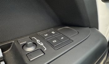 LAND ROVER Defender 90 3.0D I6 200 CV AWD Auto SE pieno