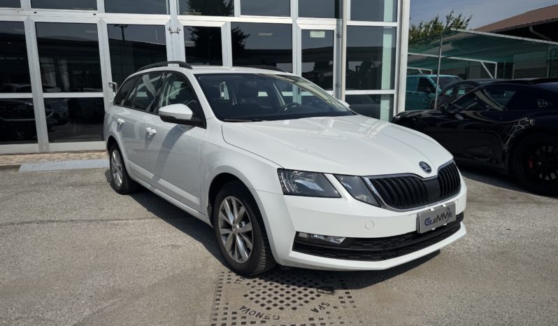 SKODA Octavia 1.6 TDI SCR 115 CV Wagon Executive pieno