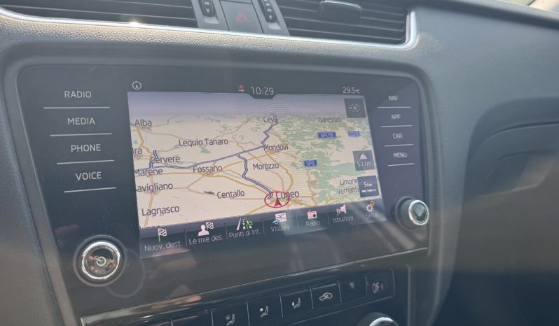 SKODA Octavia 1.6 TDI SCR 115 CV Wagon Executive pieno