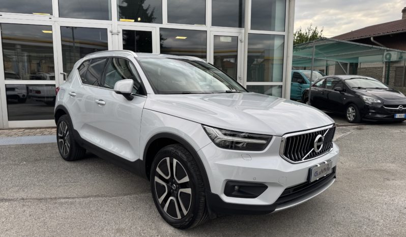 VOLVO XC40 T4 Recharge Plug-in Hybrid automatic pieno