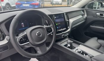 VOLVO XC60 B4 automatico Plus Dark pieno