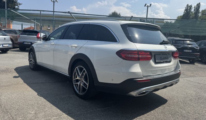 MERCEDES-BENZ E 220 d S.W. 4Matic Auto Premium All-Terrain pieno