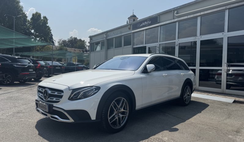 MERCEDES-BENZ E 220 d S.W. 4Matic Auto Premium All-Terrain pieno