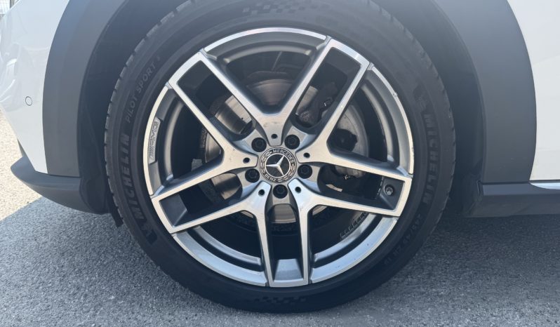 MERCEDES-BENZ E 220 d S.W. 4Matic Auto Premium All-Terrain pieno