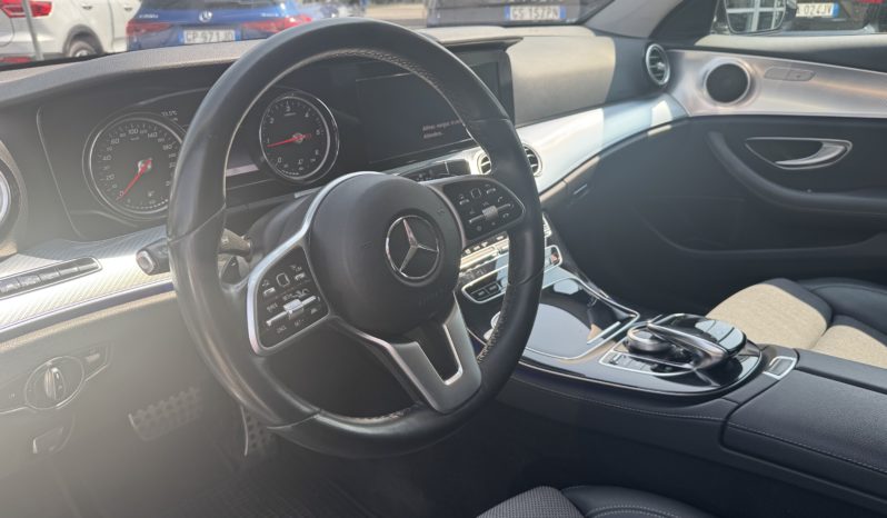 MERCEDES-BENZ E 220 d S.W. 4Matic Auto Premium All-Terrain pieno